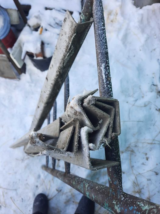 Алюмінієвий кутник