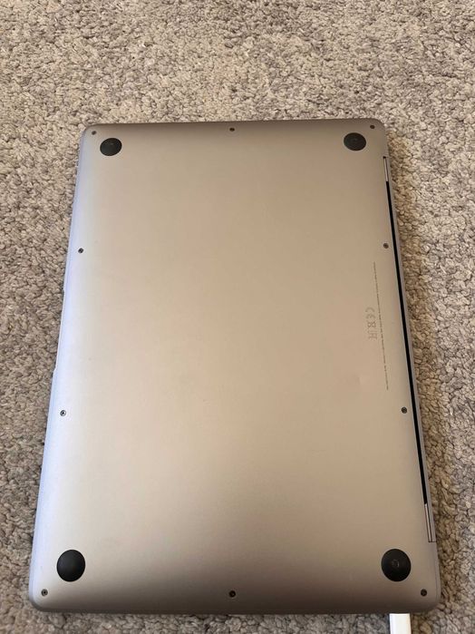Macbook Air 2020 i5, 8Gb, 256Gb SSD em bom estado