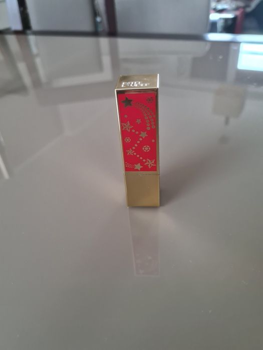 Estee Lauder pomadka do ust szminka Starlet Red