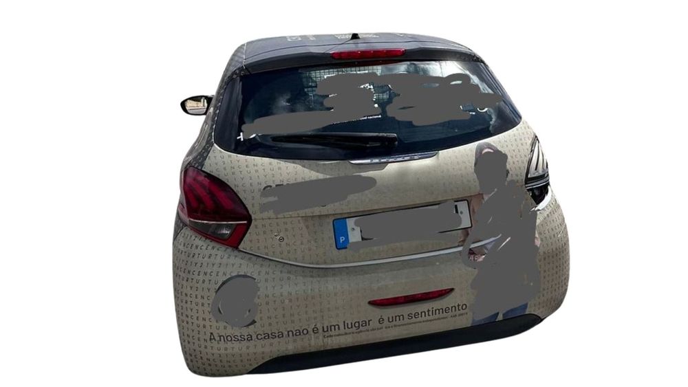 Peugeot 208 conercial 1.6 hdi- batido