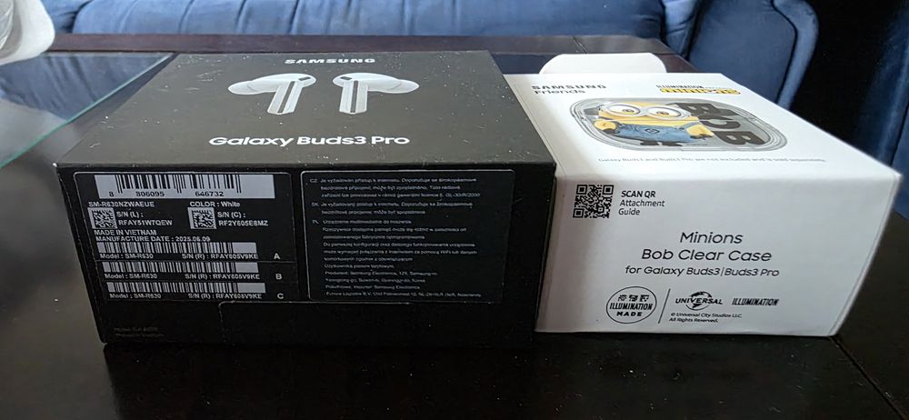 Samsung Galaxy Buds3 Pro nowe,oryg. z etui friends minions i brelokami