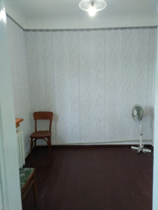 Будинок з сонячними панелями