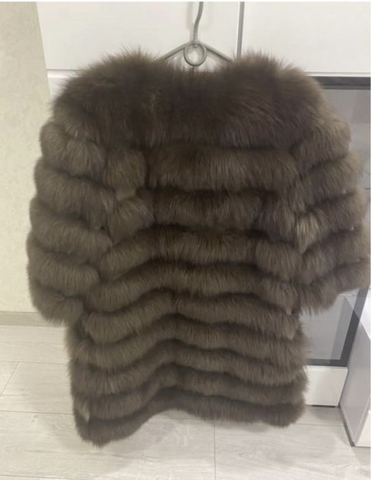 Шуба песцова натуральна в трендовому кольорі