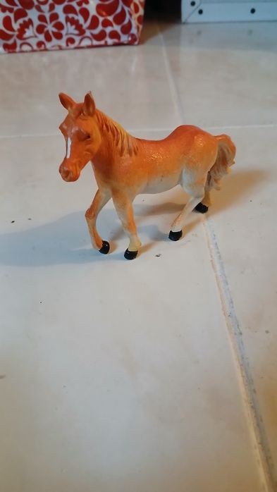 Brinquedo de Animais Cavalos/cabras diversos.