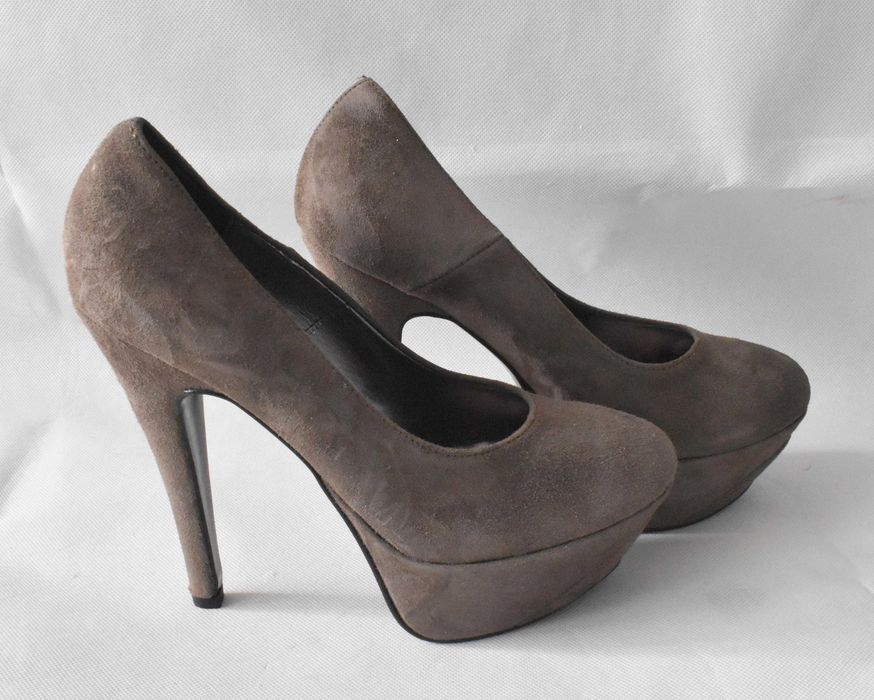 Szpilki Primadonna 40 brązowe zamszowe obcas 14 cm eleganckie