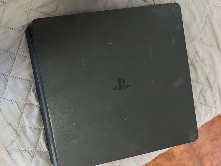 Playstation  4