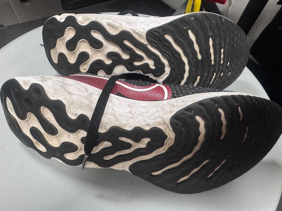 Nike React buty biegowe 42