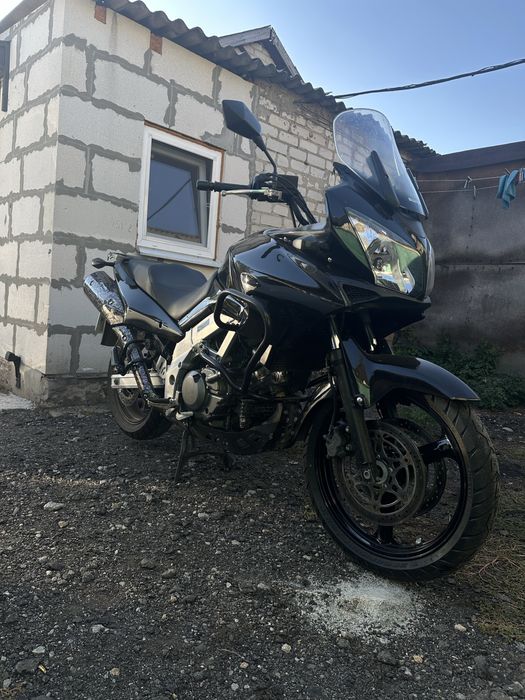 Продам SUZUKI V-STRON 650