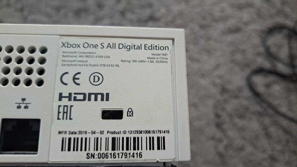Konsola Xbox One S Digital Version