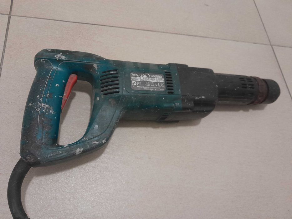 Młot udarowy Makita HK0500
