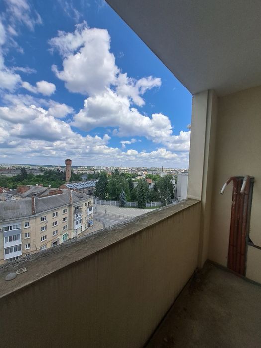 Продаж 2 кімнатної квартири просп. Бандери