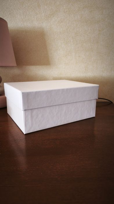 Коробка подарункова