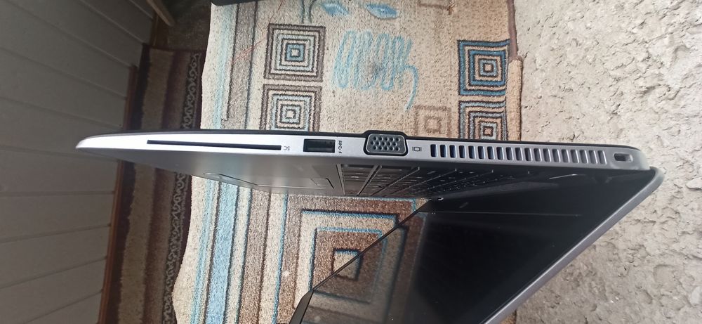 Ноутбук HP EliteBook 840 G3 DDR4 4 Gb SSD  Full HD 14"