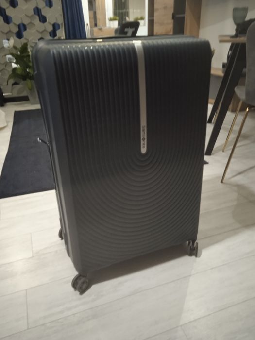 Чемодан Samsonite легкий