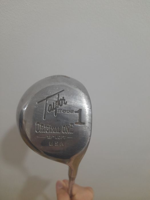 Tacos de golf como novos