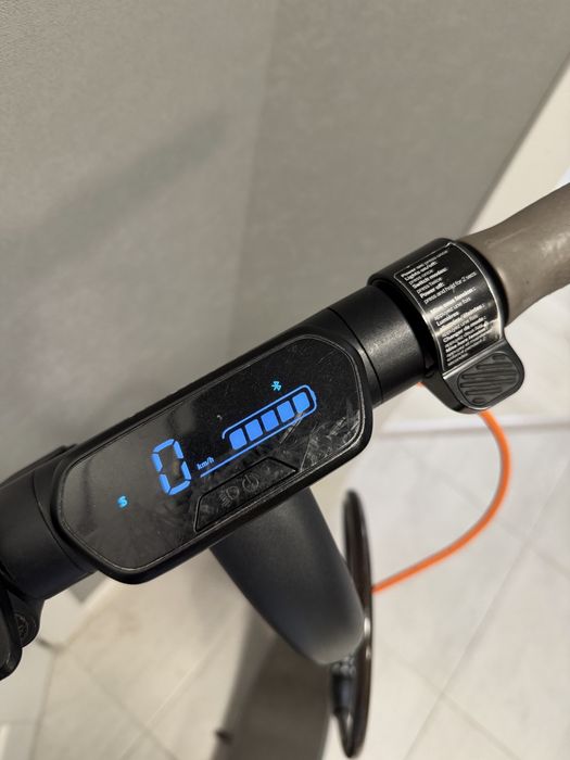 Самокат Ninebot E2 plus