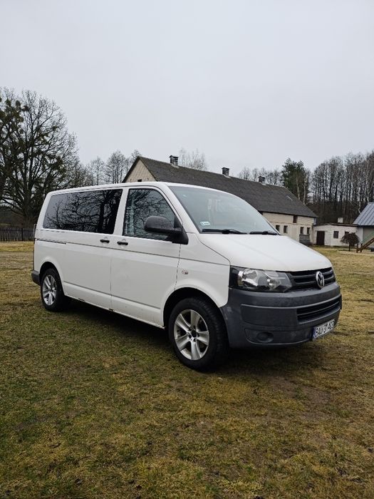 Volkswagen T5 po lifcie technicznie igła Faktura Vat 9 osób hak reling