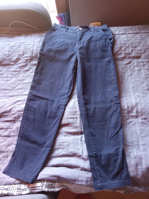 Spodnie chinos dla chłopca 140