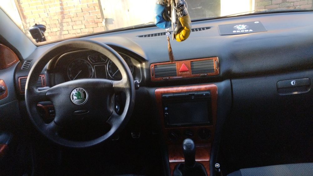 Октавія тур 1,6 газ/бензин