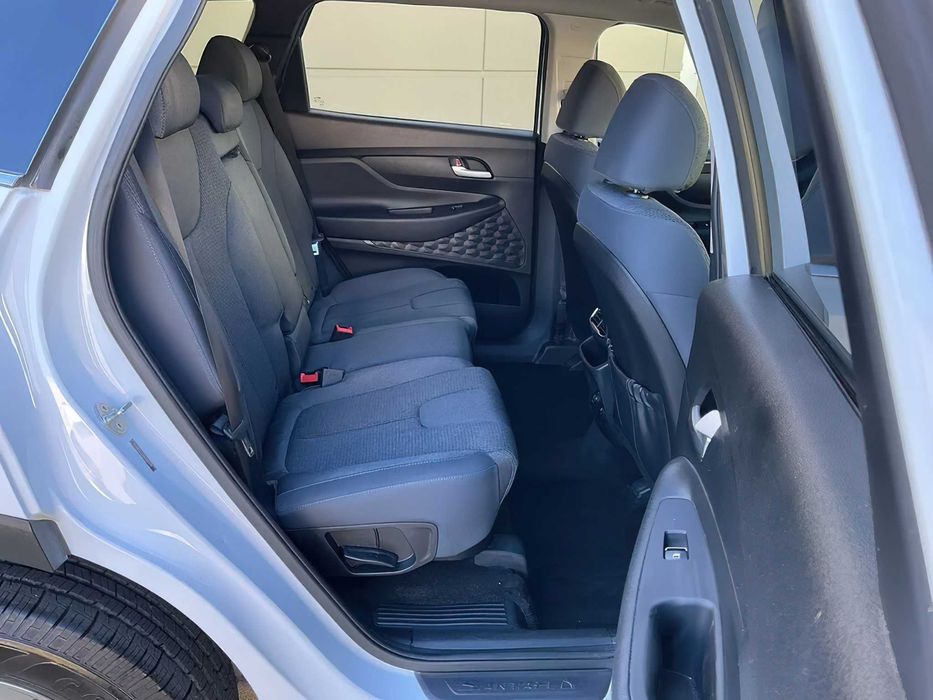 Hyundai Santa Fe      2019