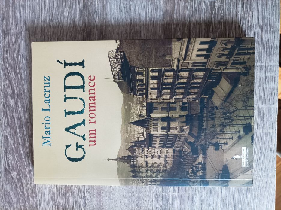 Livro "Gaudí, um Romance" de Mario Lacruz