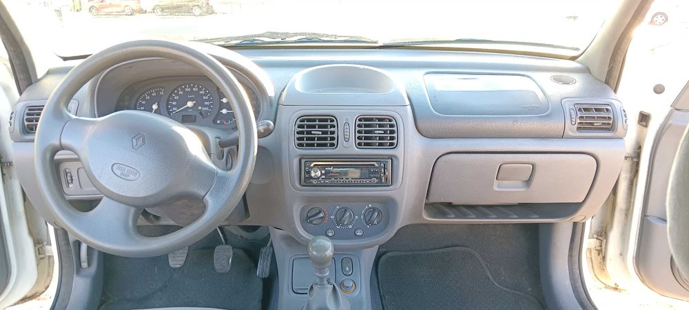 Renault Clio II 1.2 | Económico e Revisto (IUC Pago e IPO até 10/2026)