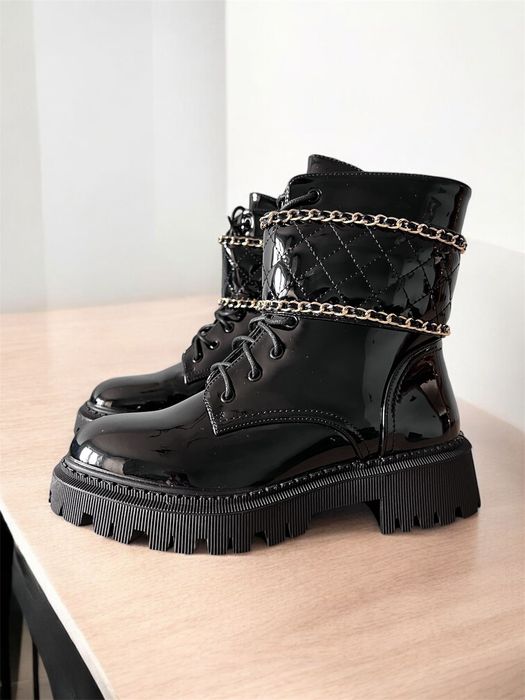 36 Sklep Nowe botki damskie lakierowane SE227-1