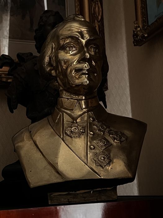 Бюст бронза суворов
