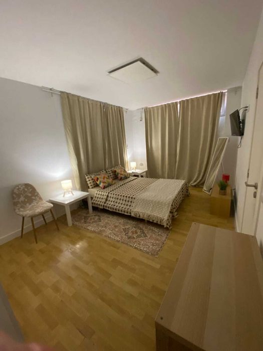 Quarto Suíte Mobilado em Telheiras –  (Próximo ao Metro)