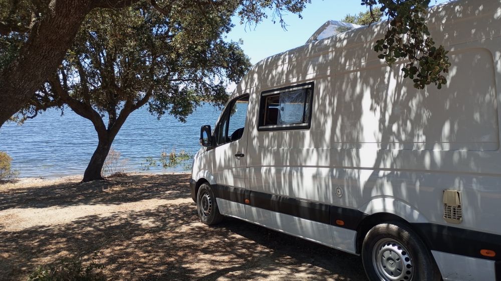 Aluguer de autocaravana campervan furgão transformado ferias