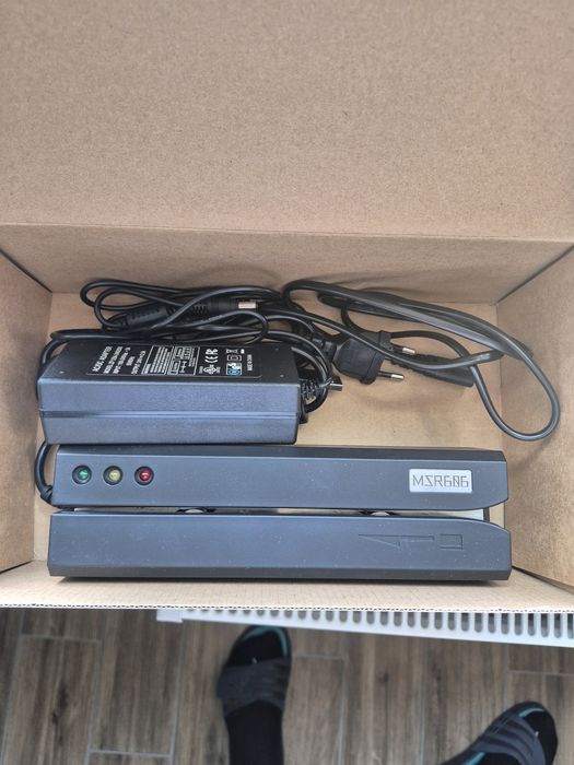 MSR606 зчитувач/записувач магнітних карт USB