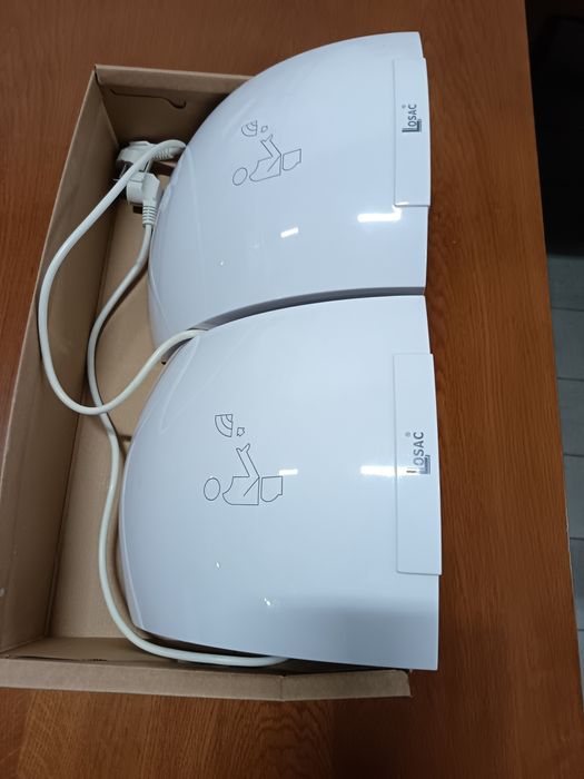 2 secadores de mãos