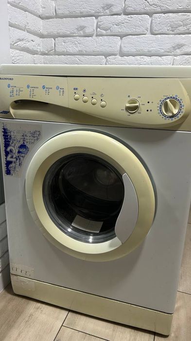 Пральна машина Rainford
