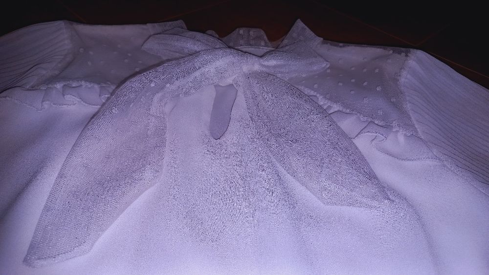 Шкільні речі для дівчинки