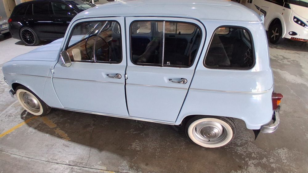 Renault 4