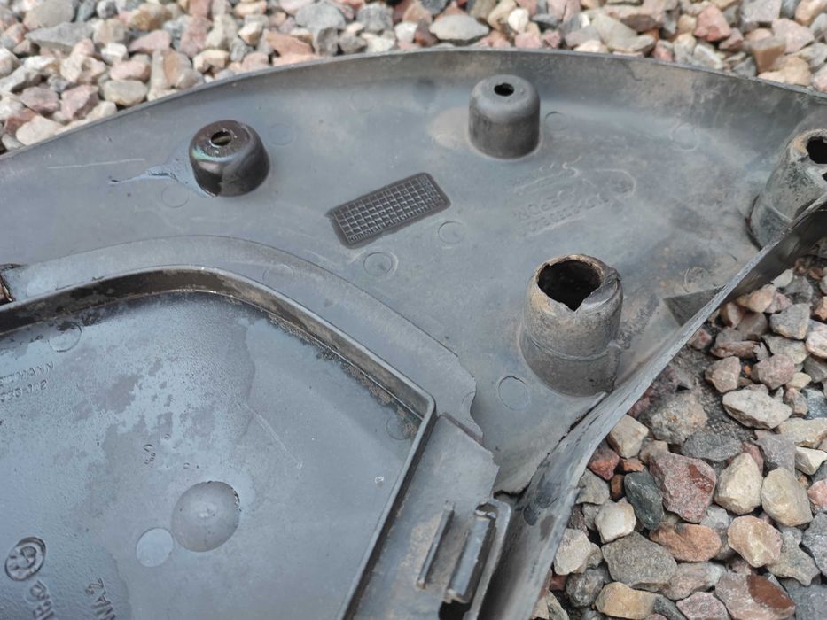 BMW E36 / M3 ORYGINALNE Dolne trójkąty zderzaka M-pakiet M TECHNIC OEM