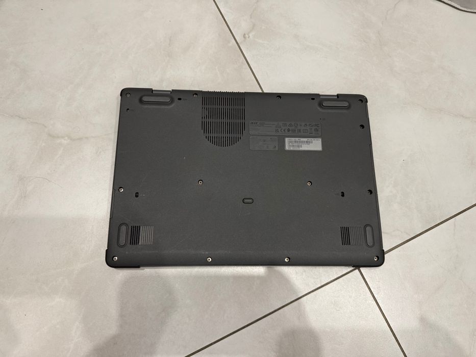 Ноутбук Acer Enduro Urban N3 (N19Q9)