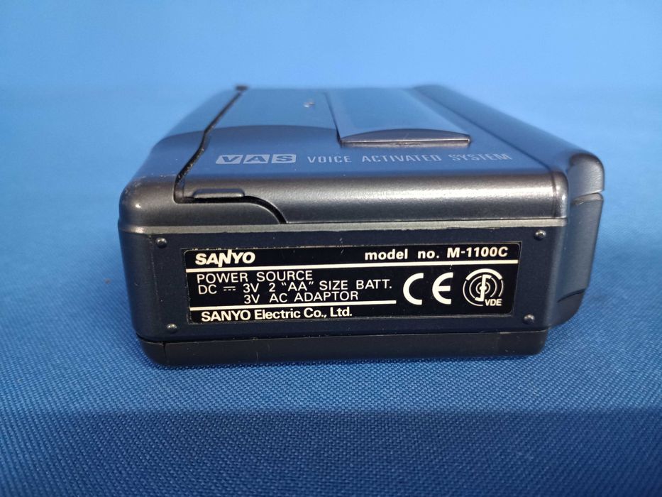 walkman SANYO M-1100C