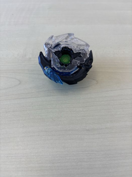 Beyblade para criança