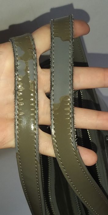 Torebka lakierowana Reserved