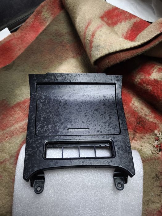 Пепельница передняя гольф 5