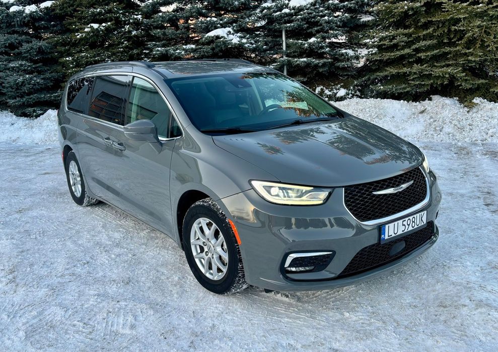 Chrysler Pacifica 3.6 niski przebieg, bardzo dobry stan