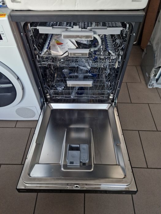 Wolnostojąca zmywarka do naczyń VESTEL 9001 MB 60cm