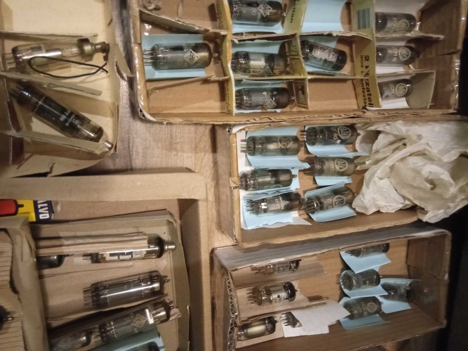 Радиолампы Telefunken Valvo Philips  Siemens