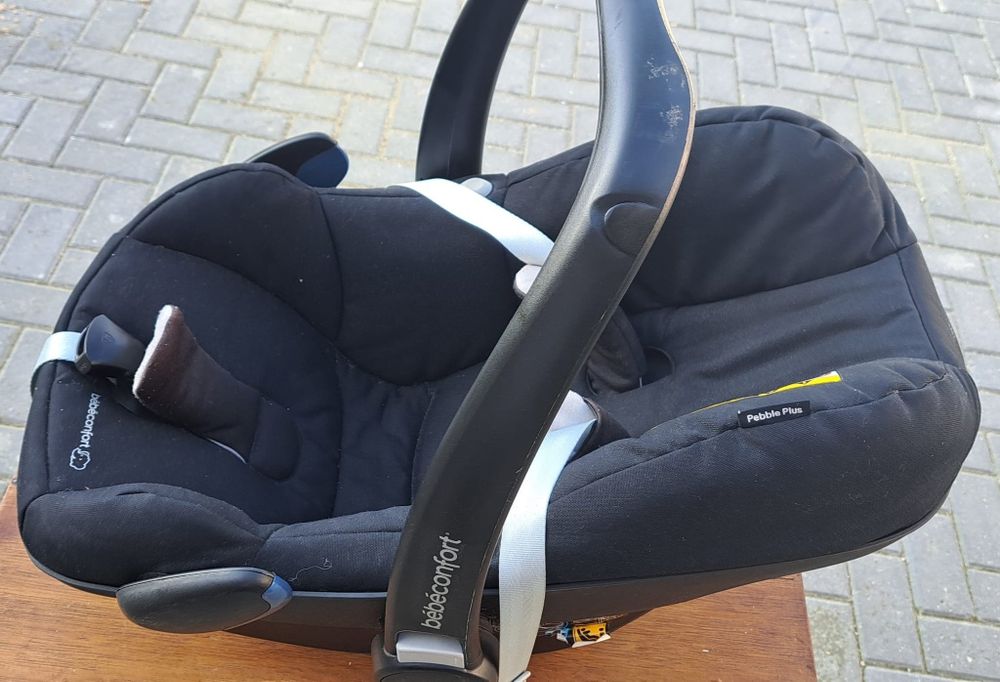 Vendo ovo + base isofix