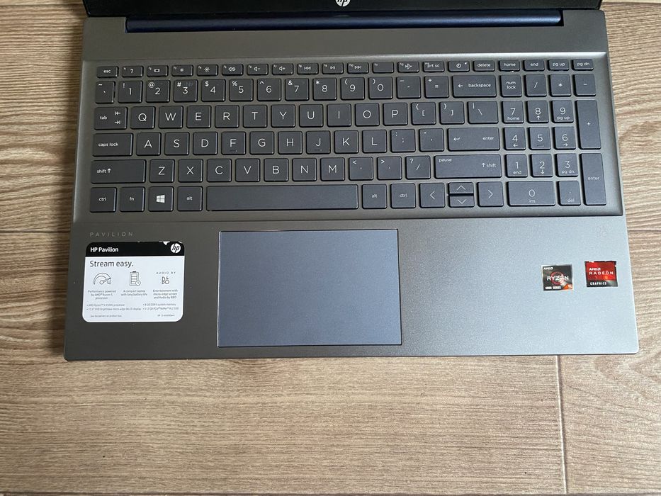 HP Pavilion 15-EH0Xx | ryzen 5 4500u | 8gb | 256gb ssd m2 | FHD