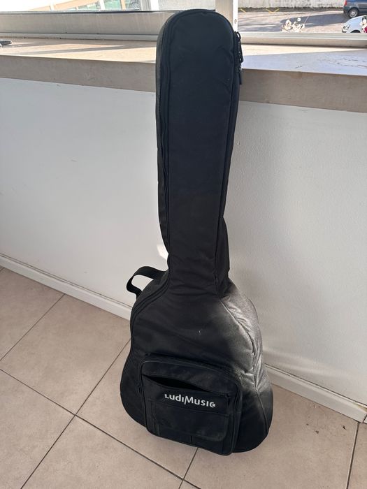 Guitarra YAMAHA fx310a         Basicamente novo