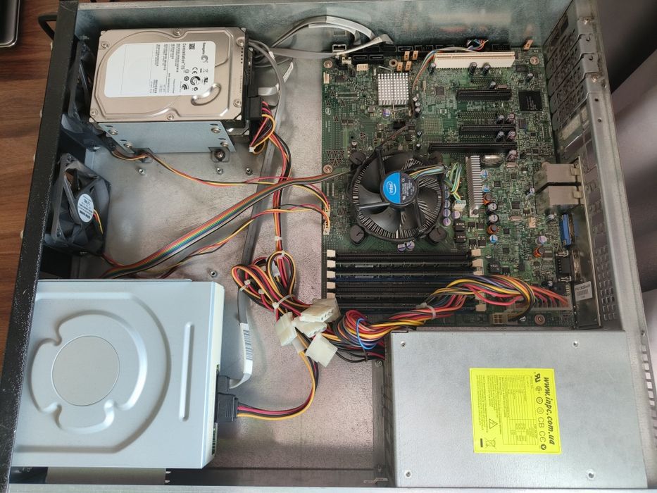 Сервер InPC 2U DL24 intel Xeon