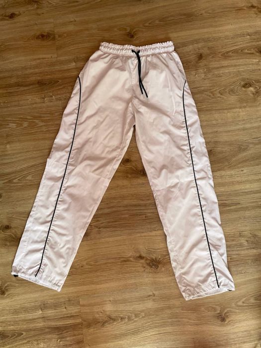 Білі штани спортивні