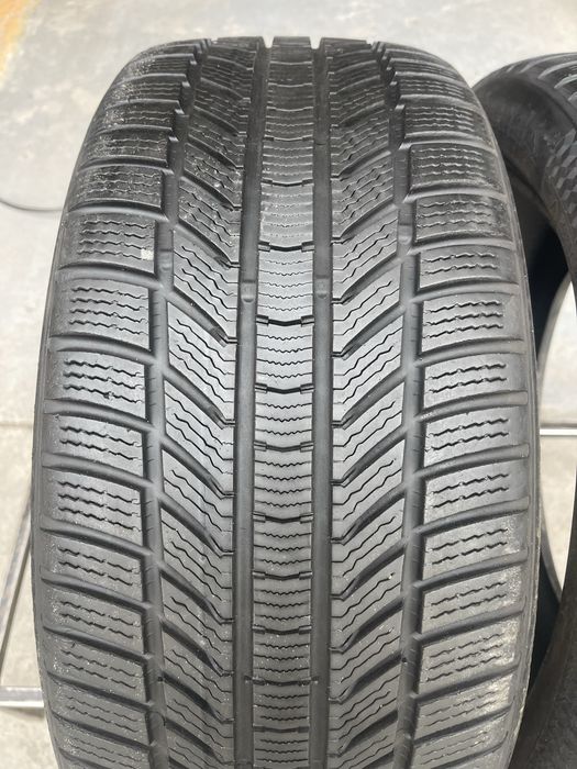 Шини зимові R19 235 40 Continental TS870 Склад Осокорки RLX